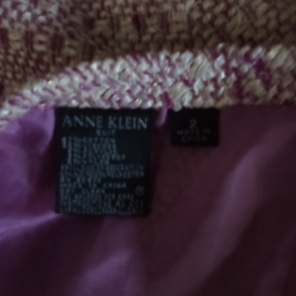 Anne Klein Pink and White Pleated Midi Skirt ( Box IO ) - Picture 3 of 3